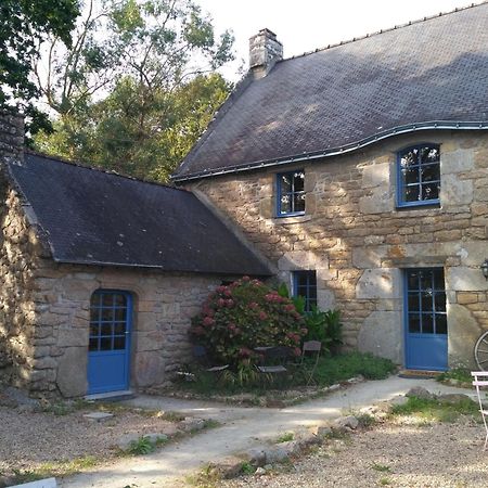 Hotel Des Feuilles Et Des Hiboux Plescop Exterior foto